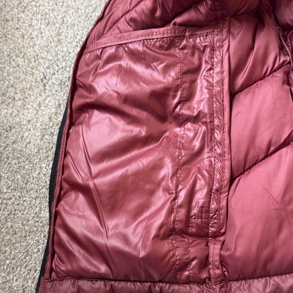 Love Tree Women's Quilted Packable Puffer Vest Size Medium Dark Pink - Picture 9 of 12